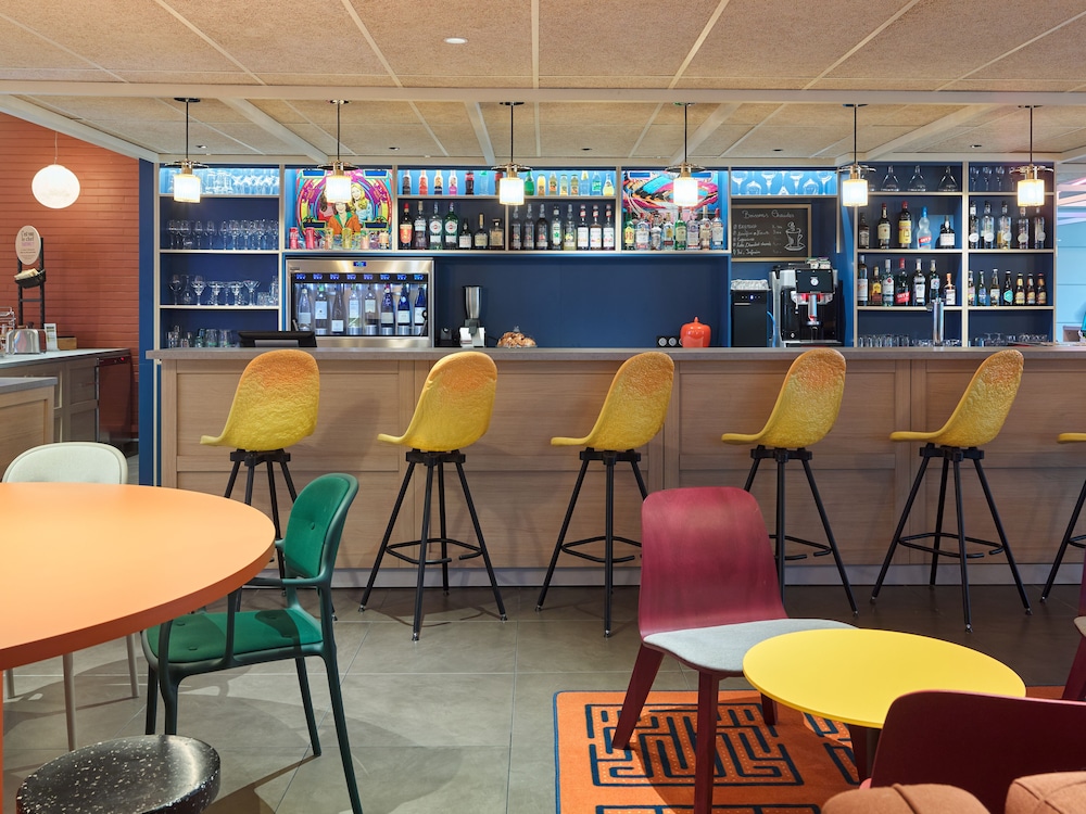 

Pisa - Clichy - B&B HOTEL Paris 17 Batignolles