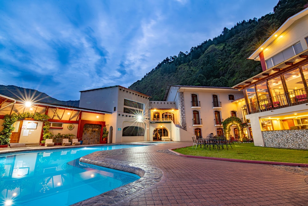 

Napoli - Baños - Sangay Spa Hotel