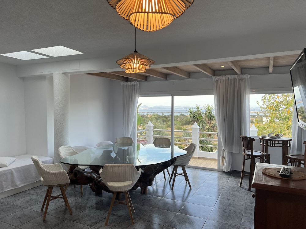 

Torino - Playa Migjorn - Apartamentos Vista Vedrá