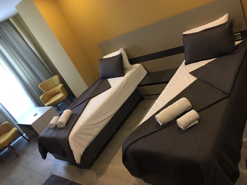 

Milano - Beylikduzu - Agora Royal Hotel