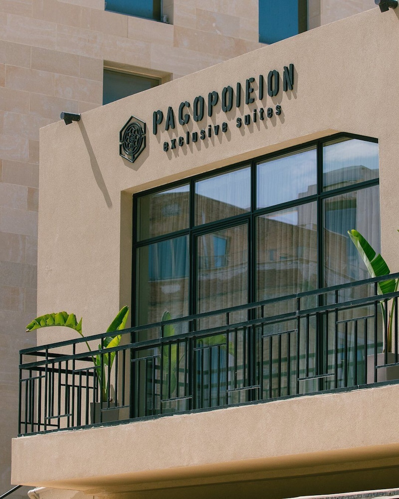 

Catania - Amoudara Herakliou - Pagopoieion Suites