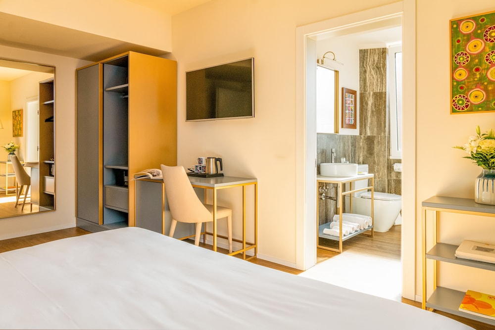 

Lamezia Terme - Rovereto - Hotel Rovereto