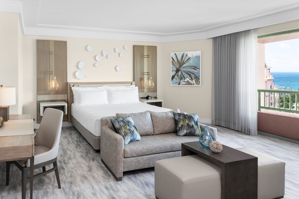 

Milano - Paradise Island - The Royal at Atlantis