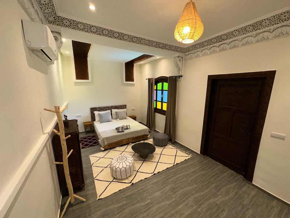 

Roma - Lahebichate - Oasis Merasi Marrakech