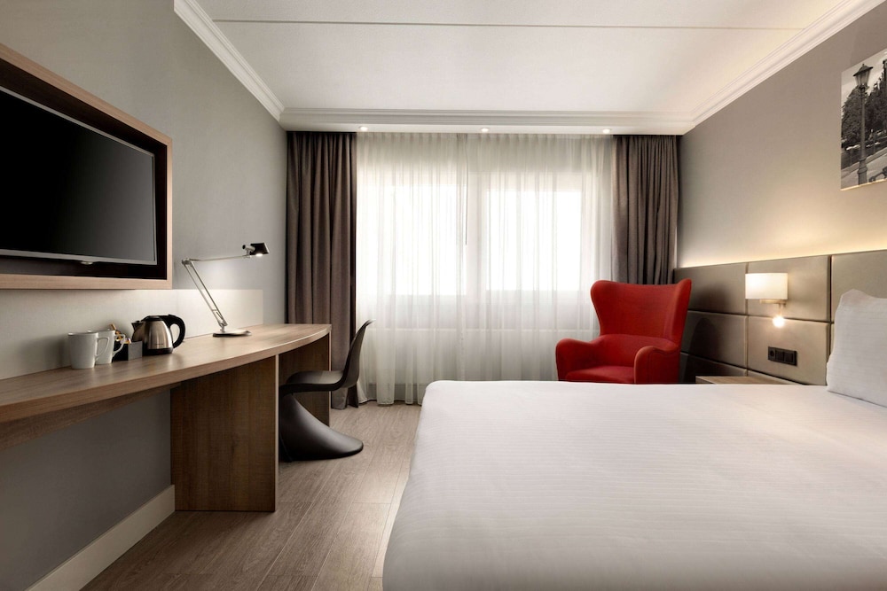 

Bologna - Halfweg - Ramada By Wyndham Amsterdam Airport Schiphol