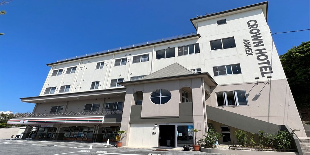 

Milano - Okinawa City - Crown Hotel Okinawa Annex