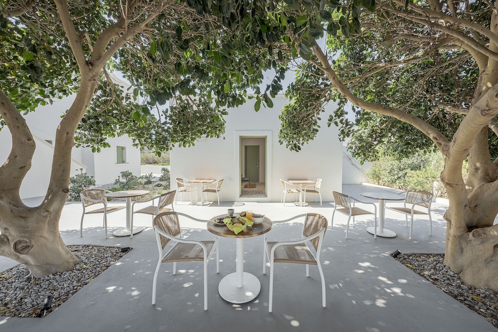 

Catania - Karterados - Ambeli Apartments
