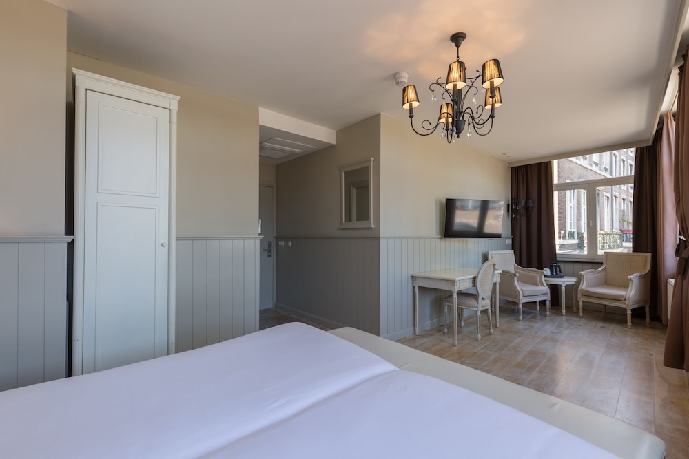 

Napoli - Maastricht - Amrâth Hotel Bigarré