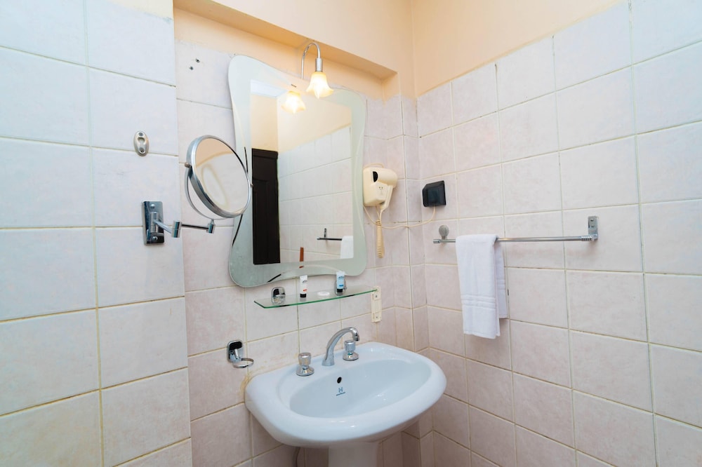 

Bologna - La Mecca - Dar Raies Hotel