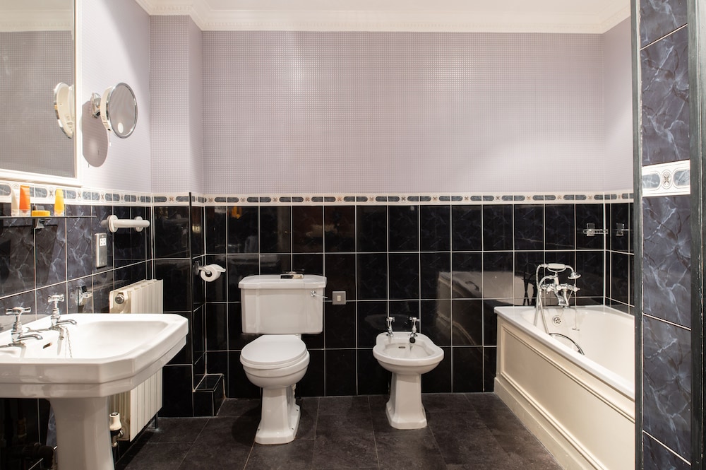 

Bologna - Ayr - Fairfield House Hotel