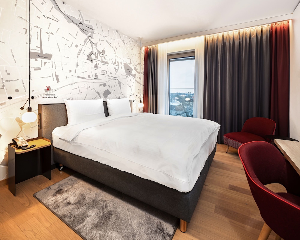 

Bari - Paderborn - IntercityHotel Paderborn