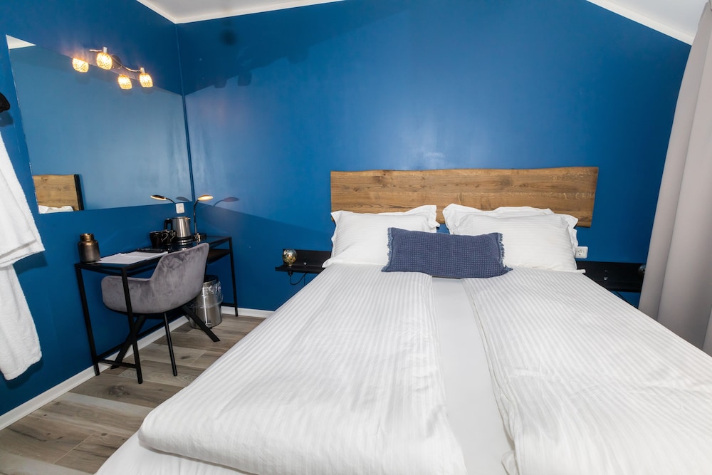 

Catania - Akureyri - Hotel North