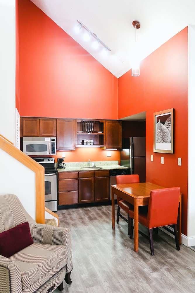 

Roma - Vienna (VA) - Tysons Corner Suites, a Baymont by Wyndham