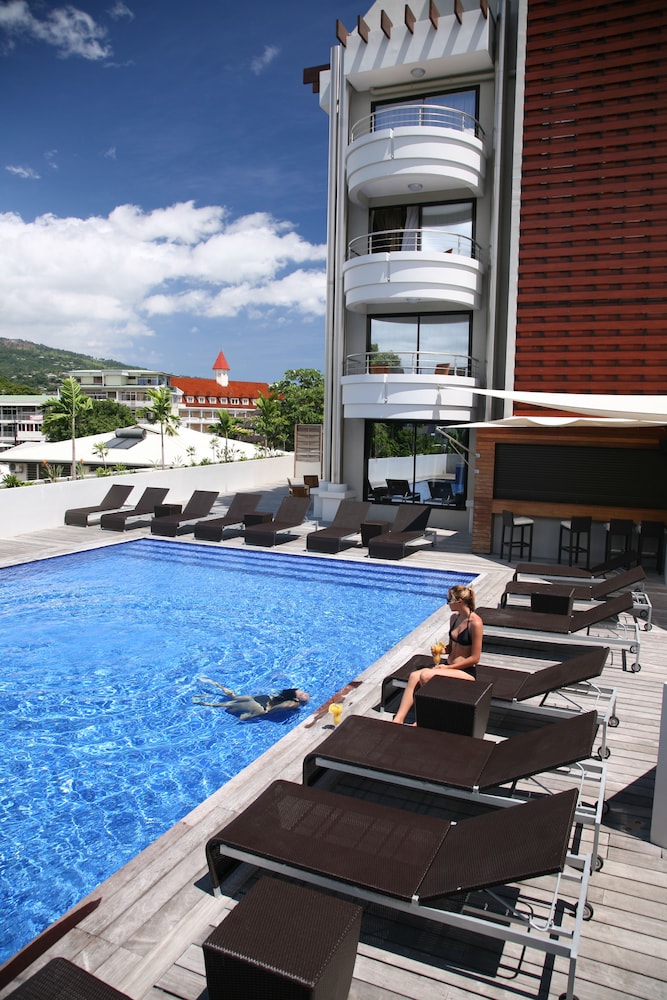

Roma - Papeete - Hotel Tahiti Nui