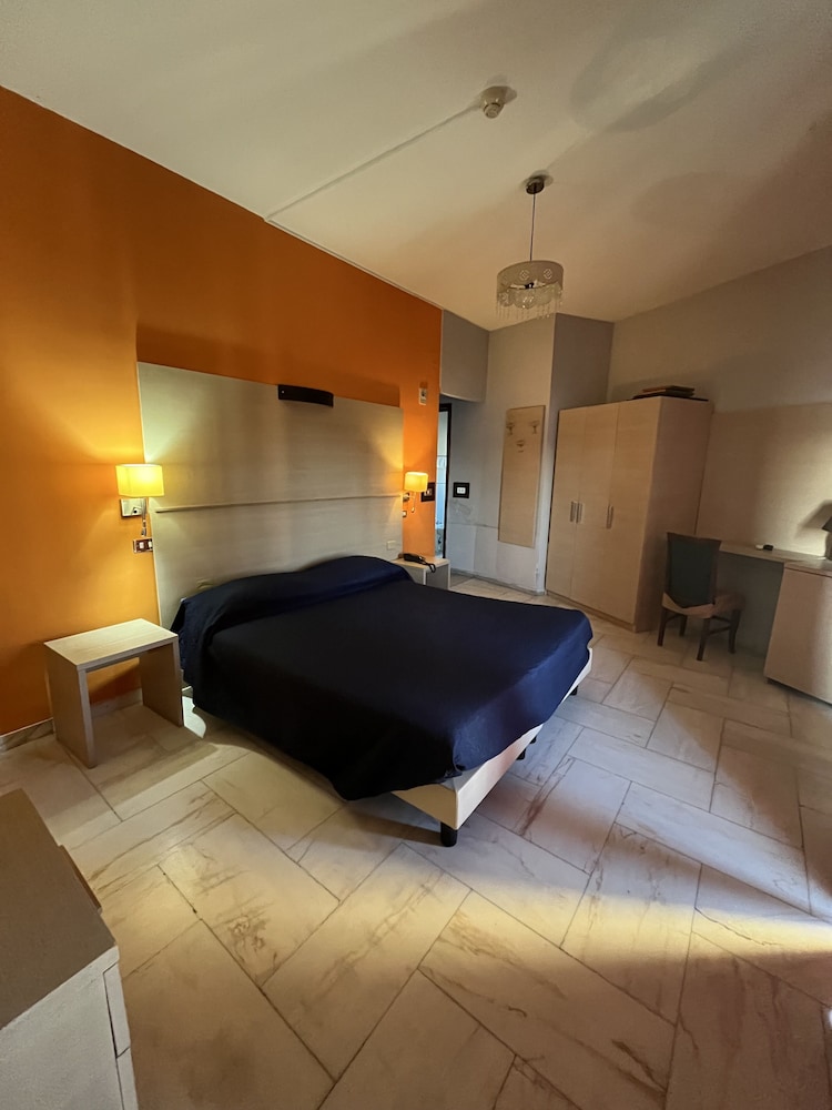 

Bari - Brindisi - Hotel L'Approdo