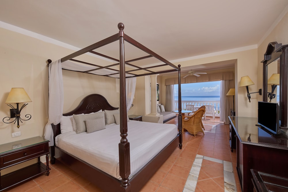 

Torino - Runaway Bay - Bahia Principe Grand Jamaica - All Inclusive
