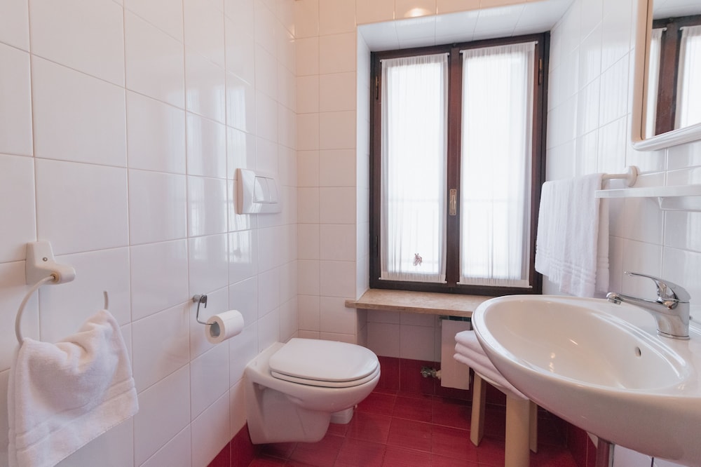 

Catania - Sommacampagna - Hotel Gattopardo