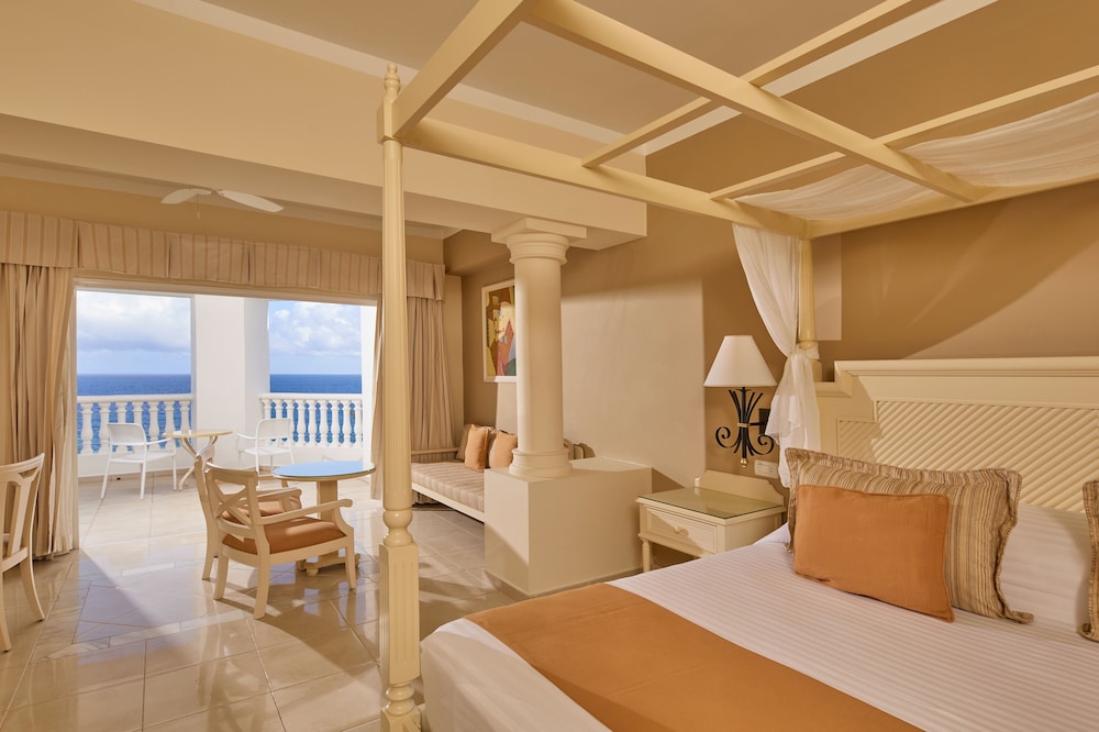 

Bologna - Ocho Rios - Runaway Bay - Bahia Principe Luxury Runaway Bay - Adults Only - All Inclusive