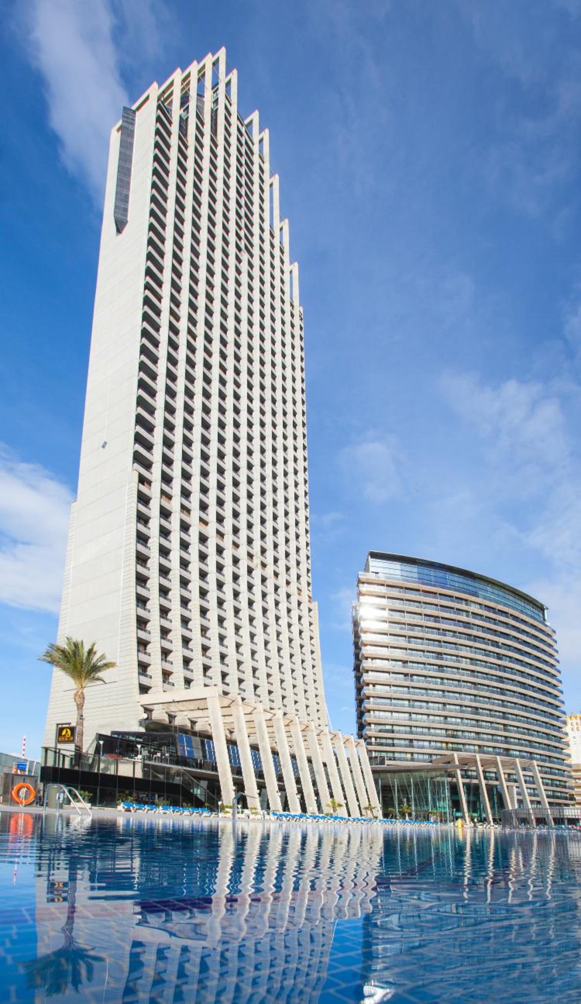 

Bari - Villajoyosa - Gran Hotel Bali