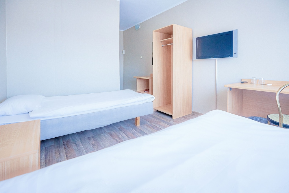 

Milano - Laagri - Hotel Dzingel