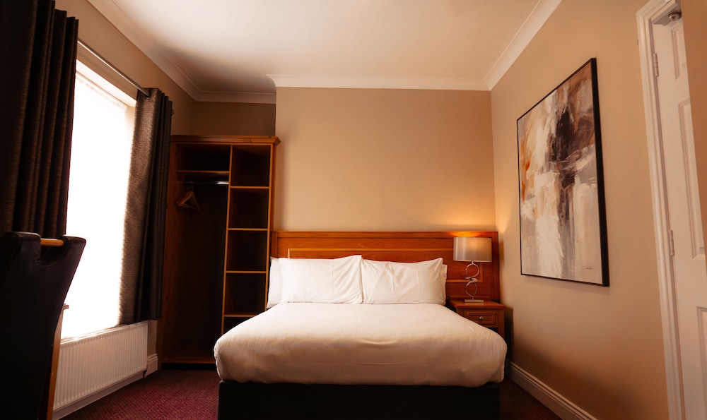 

Lamezia Terme - Dublino - Phoenix Park Hotel