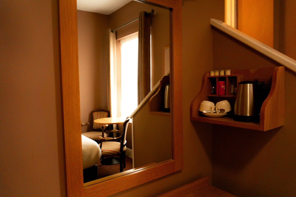 

Venezia - Clondalkin - Phoenix Park Hotel