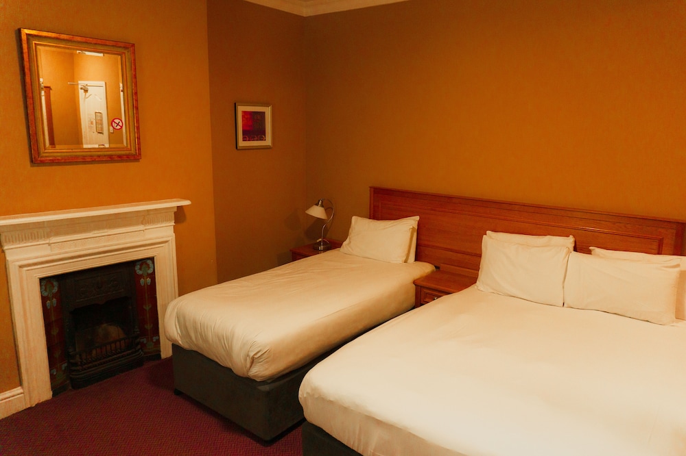 

Pisa - Dublino - Phoenix Park Hotel
