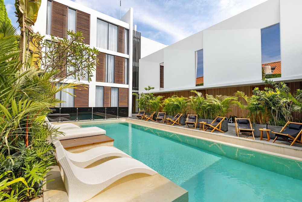 

Milano - Canggu - Alex Villas Complex N3