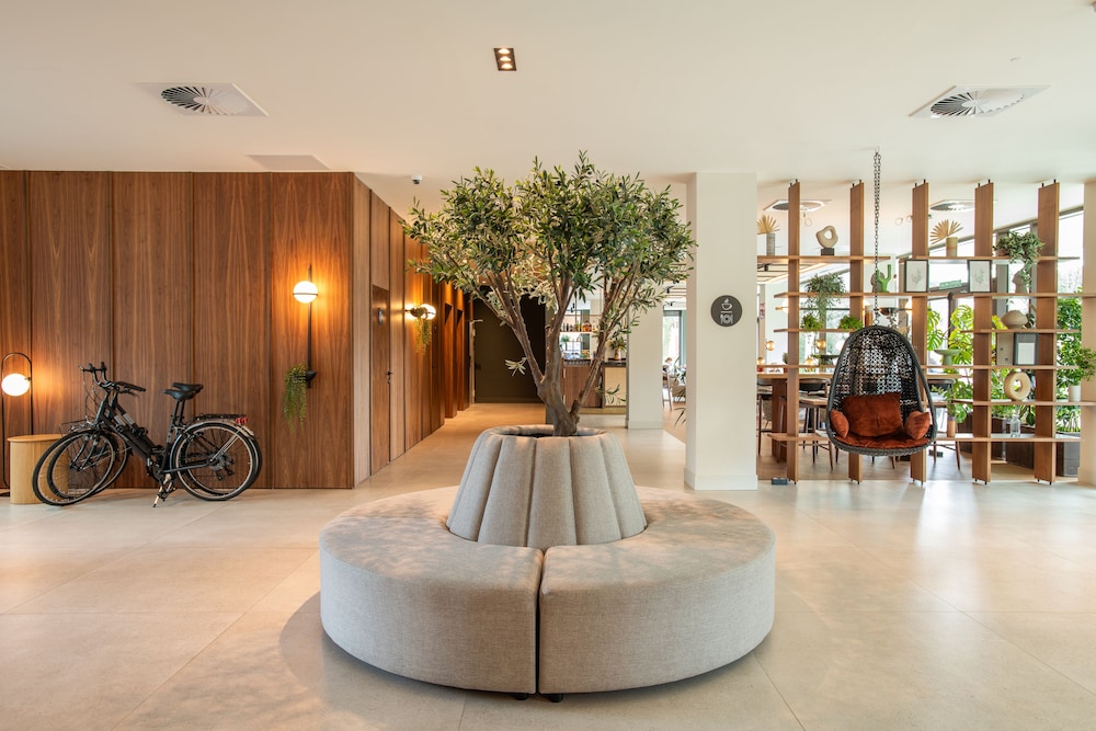 

Bologna - San Sebastian - Leonardo Hotel San Sebastián