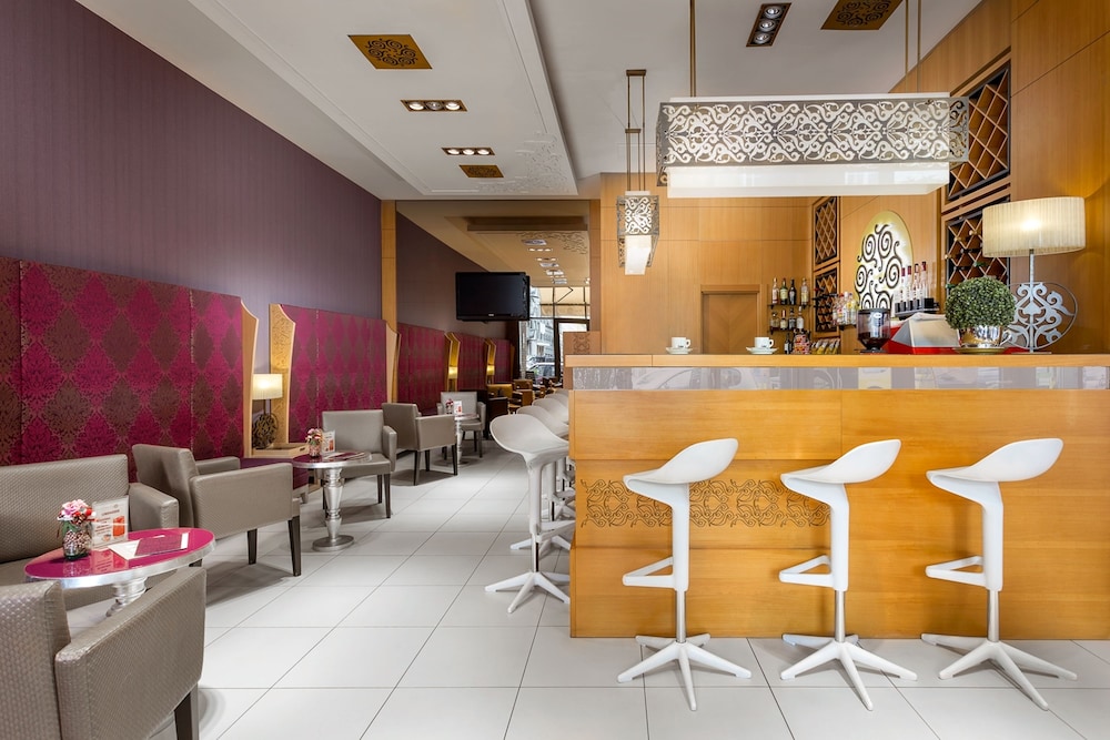 

Reggio Calabria - Budapest - Marmara Hotel Budapest