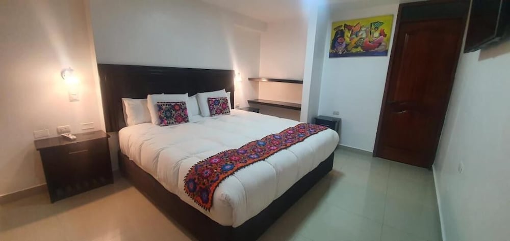 

Roma - Machu Picchu - Quilla Ecologico Inn