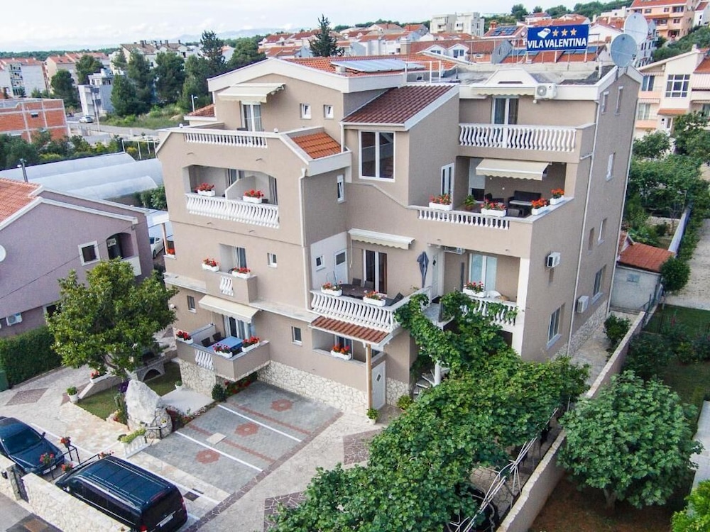 

Bari - Zara - Villa Valentina