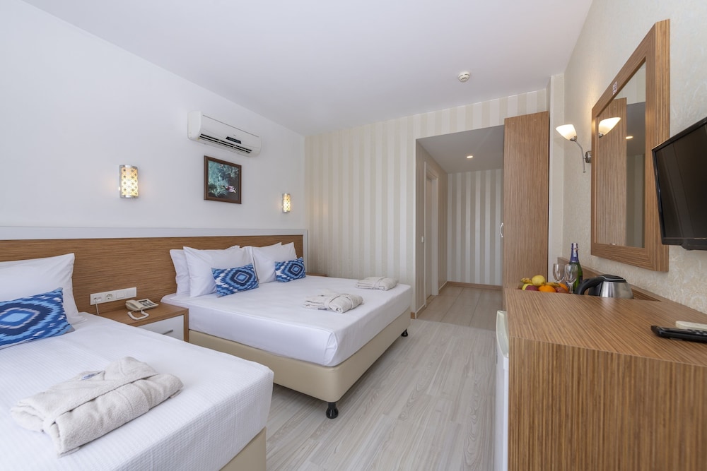 

Torino - Colakli - A Hotel Side