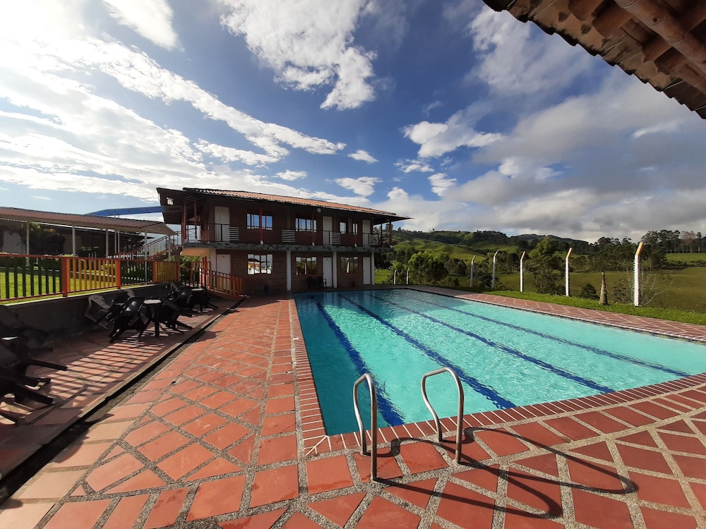 

Milano - Santa Rosa de Cabal - Finca Hotel La Fragata