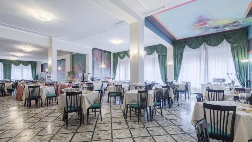 

Napoli - Pistoia - Hotel Minerva Palace