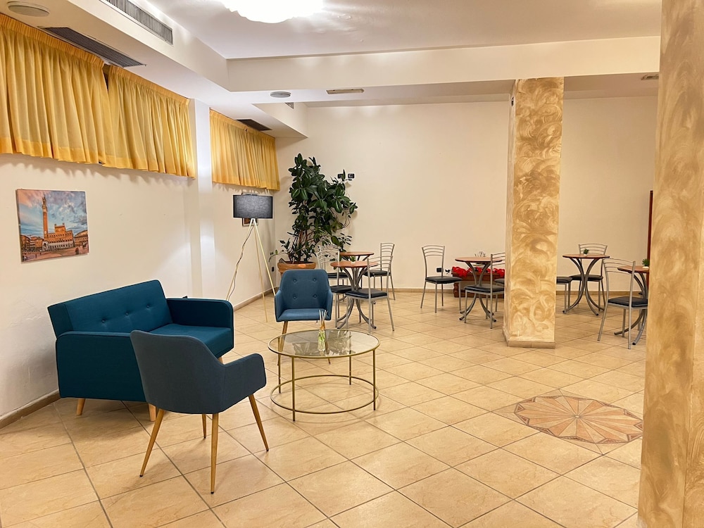 

Milano - Siena - Hotel Vico Alto Siena