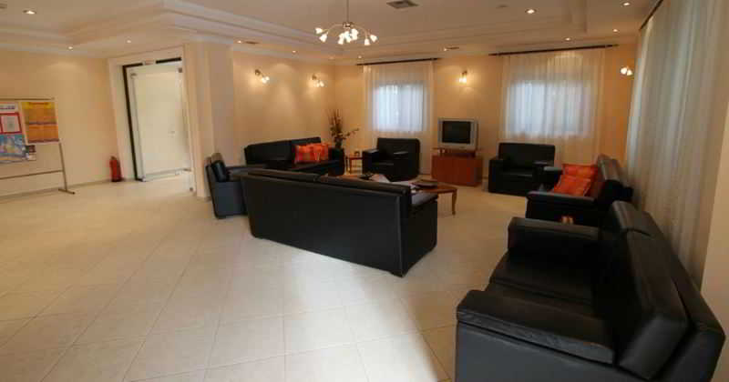 

Milano - Minia - Limanaki Hotel