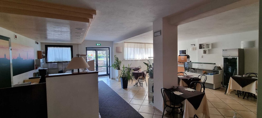 

Bari - Chianti, Toscana - Hotel I Platani