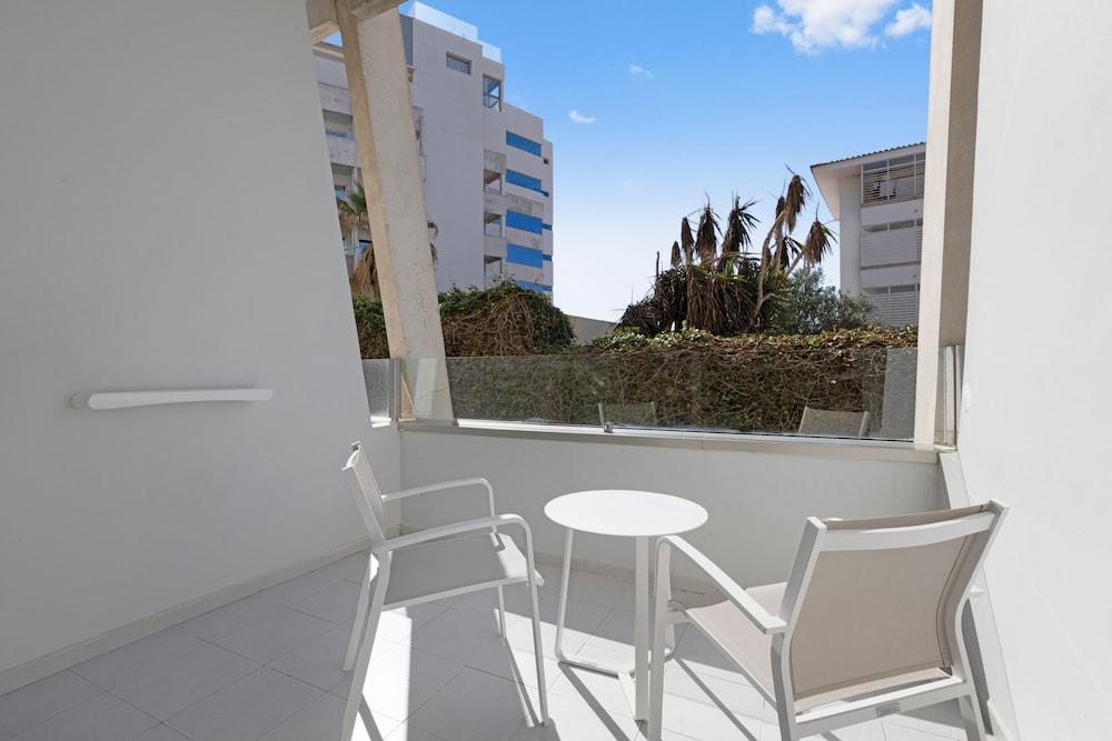 

Cagliari - El Arenal - Aparthotel Fontanellas Playa
