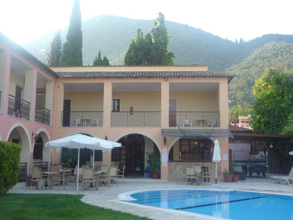 

Pisa - Gouvia - Annaliza Apartments