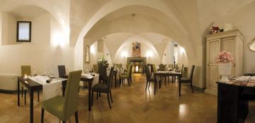 

Milano - Città di Castello - Hotel Tiferno