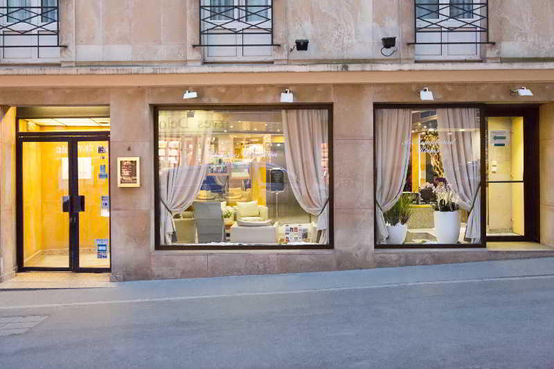 

Brindisi - Neuilly-sur-Seine - Fertel Etoile