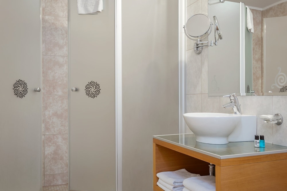 

Salerno - Budapest - Marmara Hotel Budapest