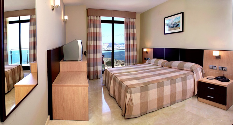 

Catania - L'Ampolla - Hotel Flamingo