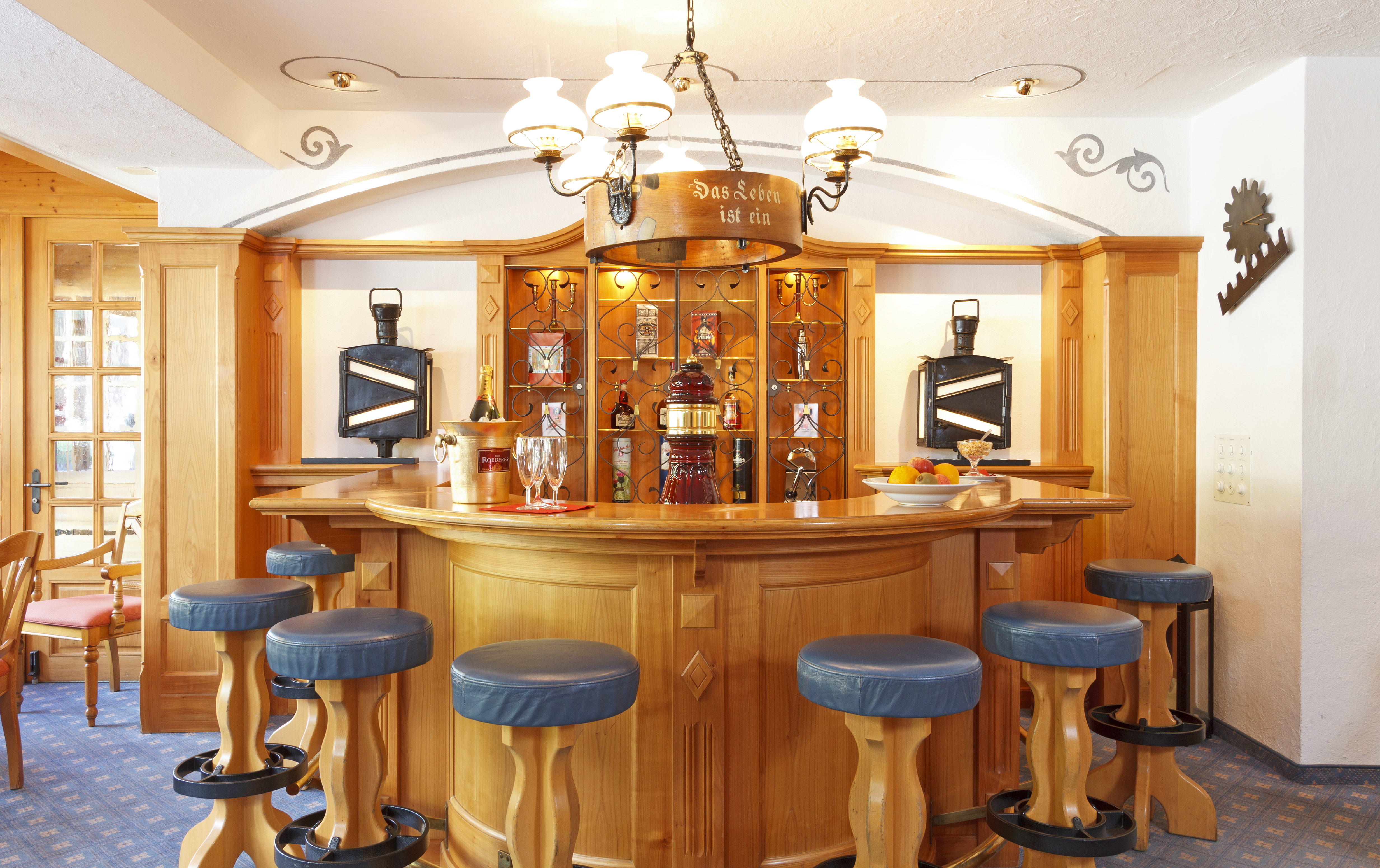 

Bari - Grindelwald - Derby Swiss Quality Hotel