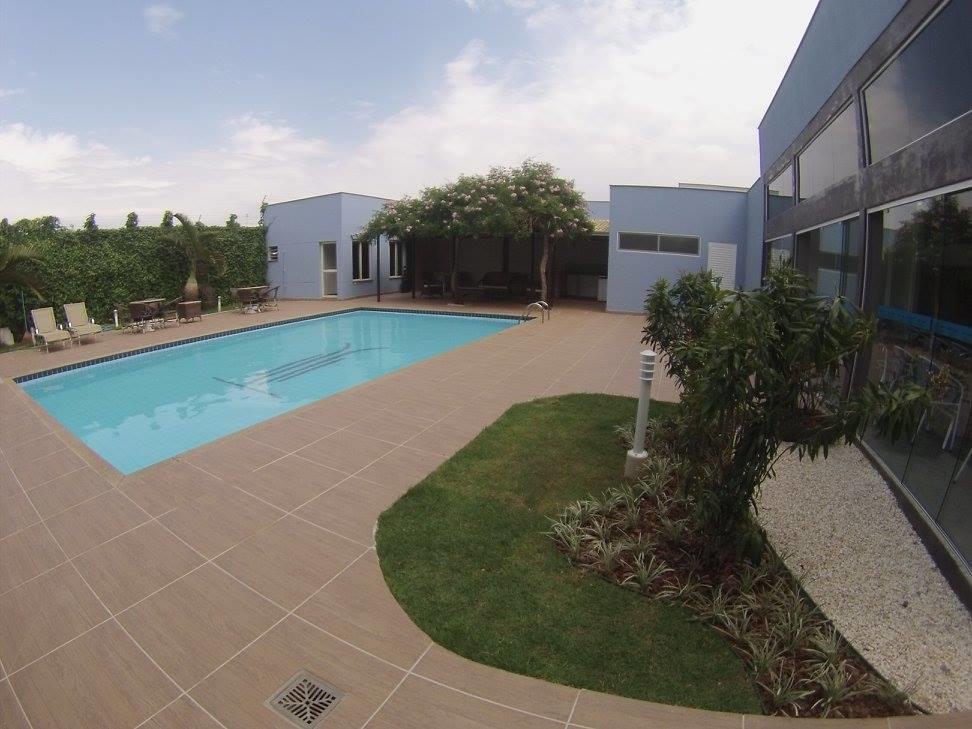 

Napoli - Londrina - Aeropark Hotel