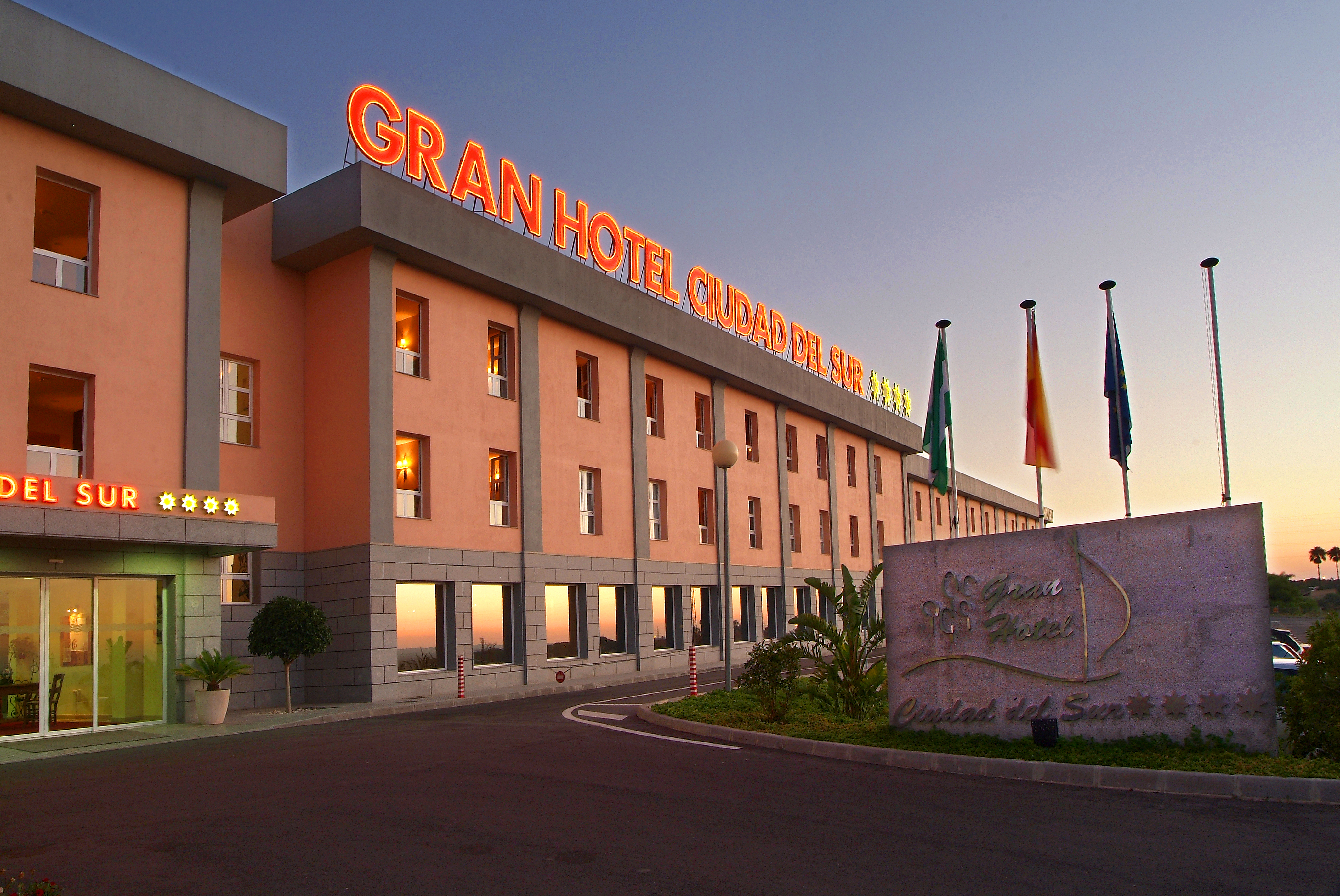 

Milano - El Puerto de Santa María - Gran Hotel Ciudad del Sur