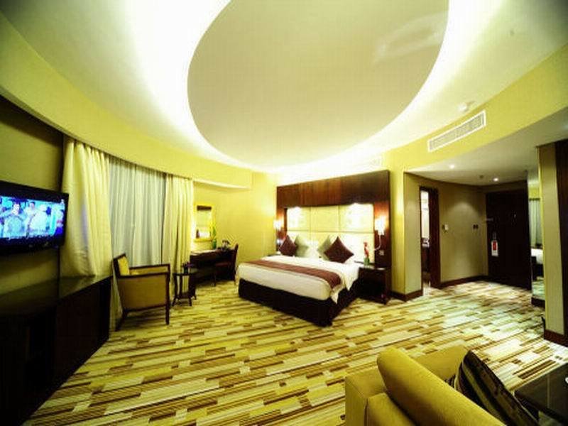 

Bologna - Sharjah - Al Hamra Hotel