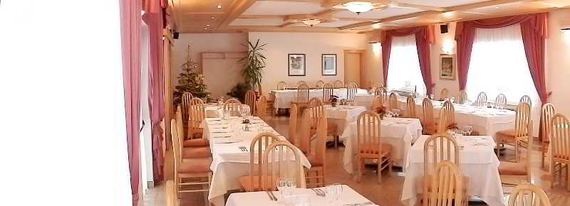

Venezia - Trentino, Italia - Hotel Dolomiti