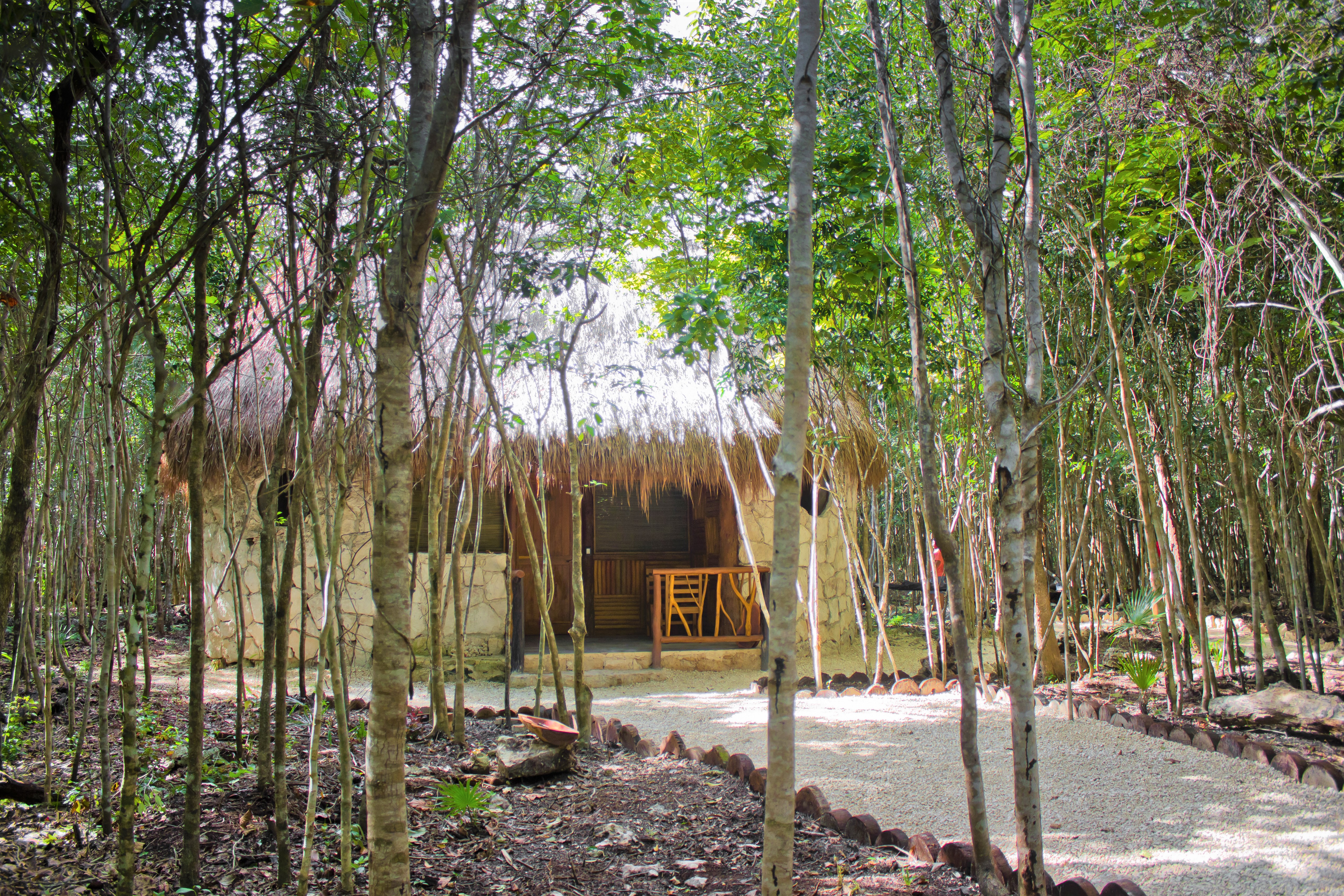 

Milano - Puerto Morelos - Aldea Maya-Ha Cabañas con cenotes